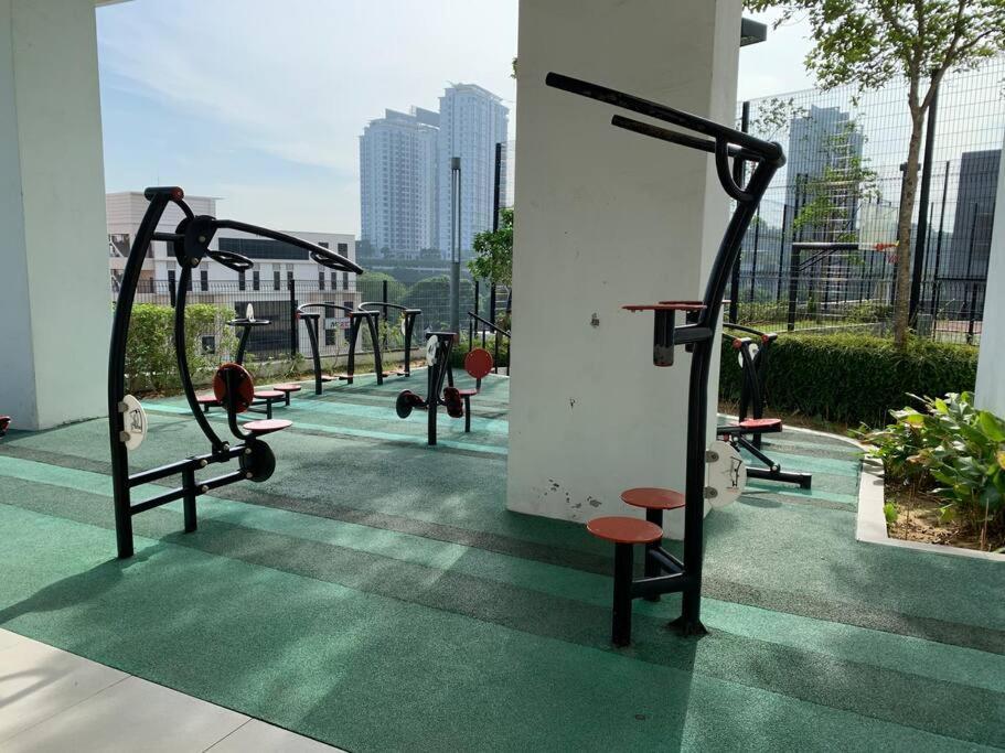 Stylish Romantic Couples Getaway - Netflix&Relax 7 Cyberjaya Bagian luar foto